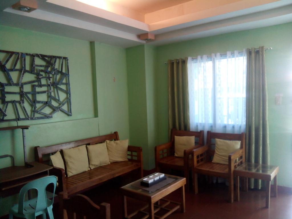 Gomez Guest House Tagbilaran City Room photo