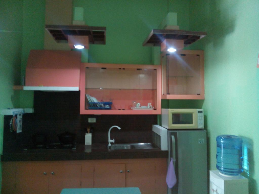 Gomez Guest House Tagbilaran City Room photo