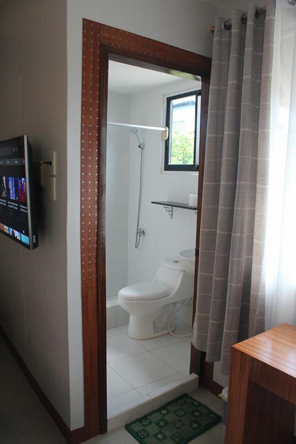 Gomez Guest House Tagbilaran City Exterior photo